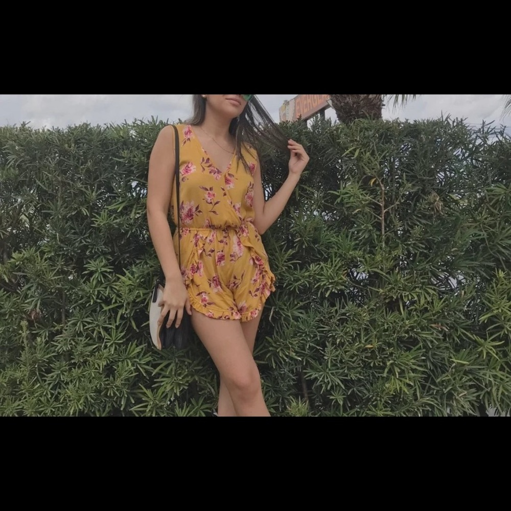 Romper - Picture 3 of 3